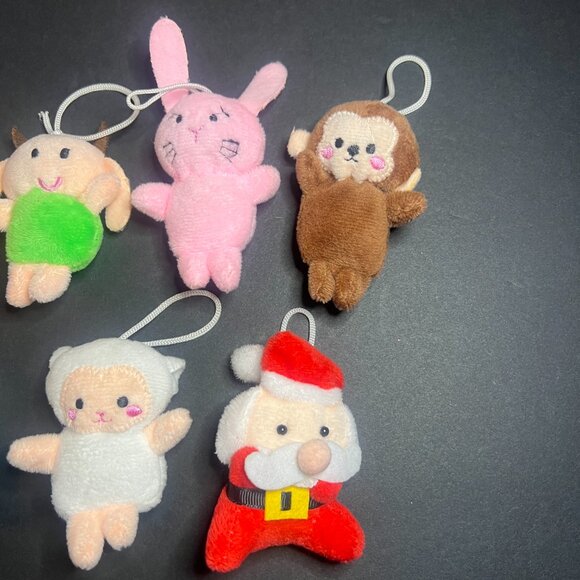 Lot of 7 Miniature Cute Plush Animals & Santa Claus Hanging Keychain Ornaments - Picture 3 of 4